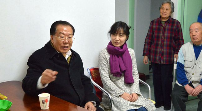集團領導春節前慰問在京離退休老同志并走訪看望困難職工（圖）